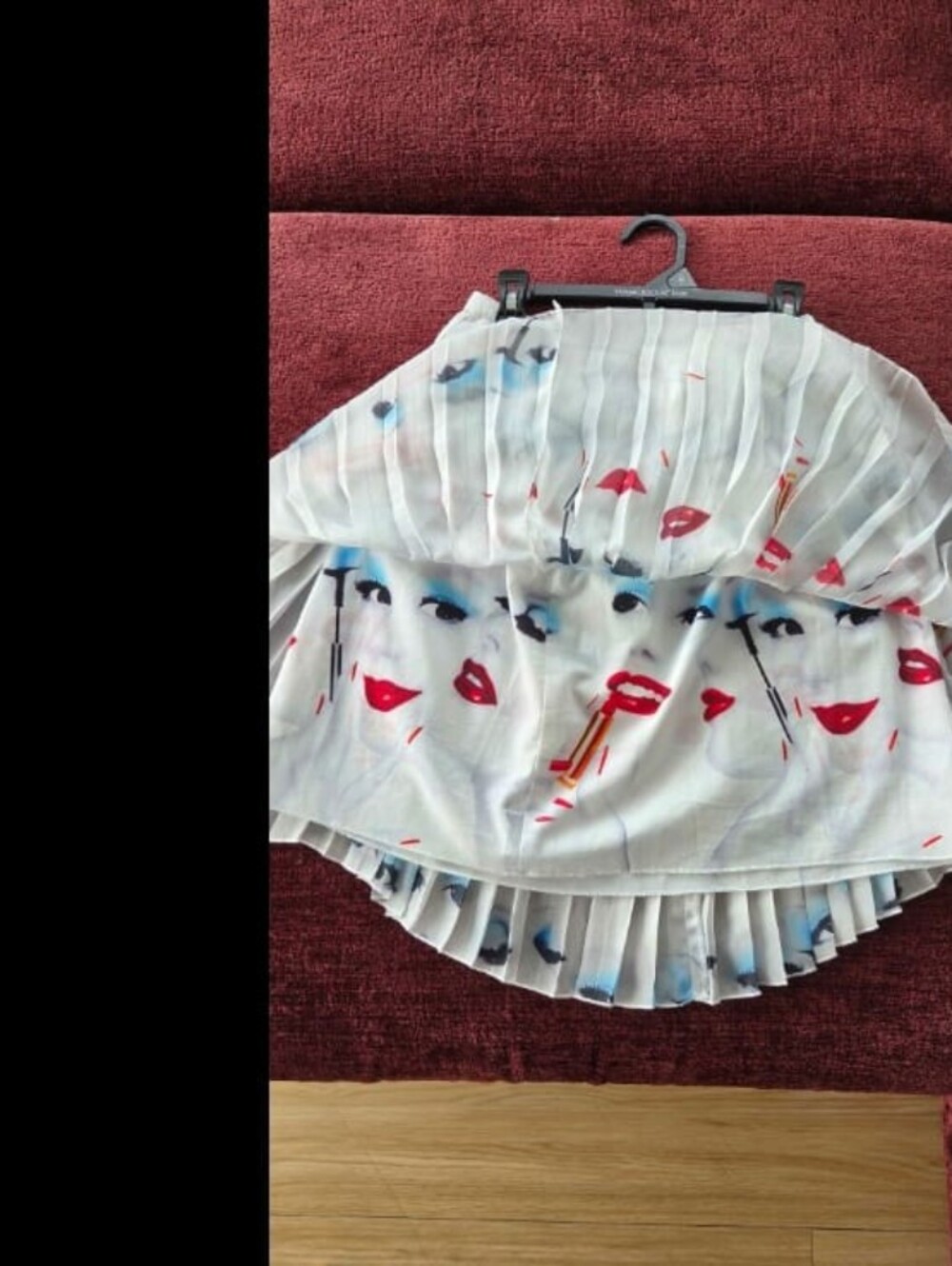 Jeremy Scott White Pleated Mini Skirt with Red Lip and Blue Eye Motif